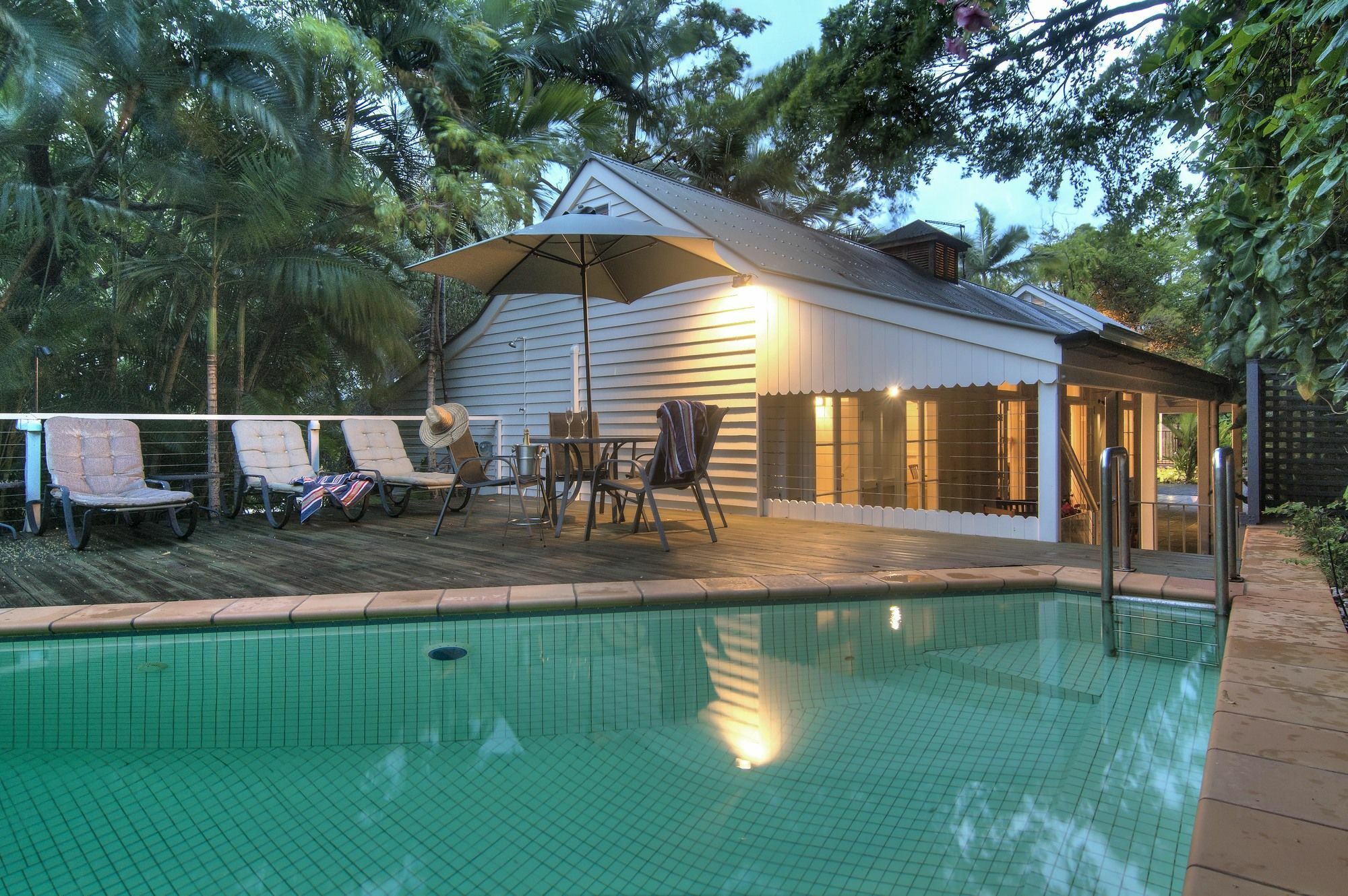 Port Douglas Cottage & Lodge Exterior foto